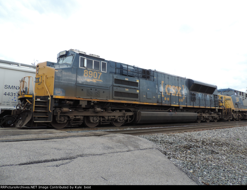 CSX 8907